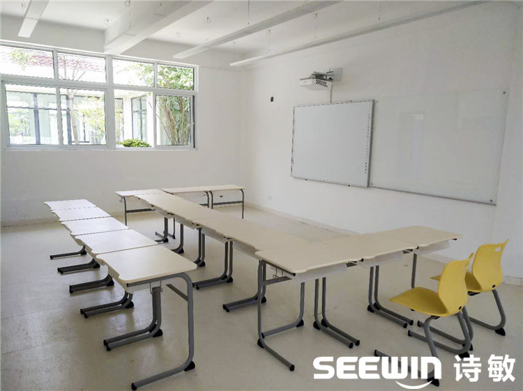 學校家具